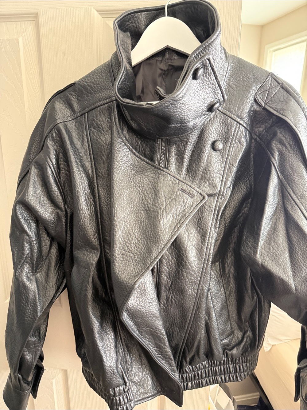 Zara AW 2025 Black Faux Leather High-Collar Jacket